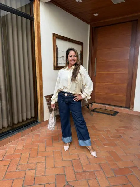 CAMISA DIVINA
AMARELO MANTEIGA