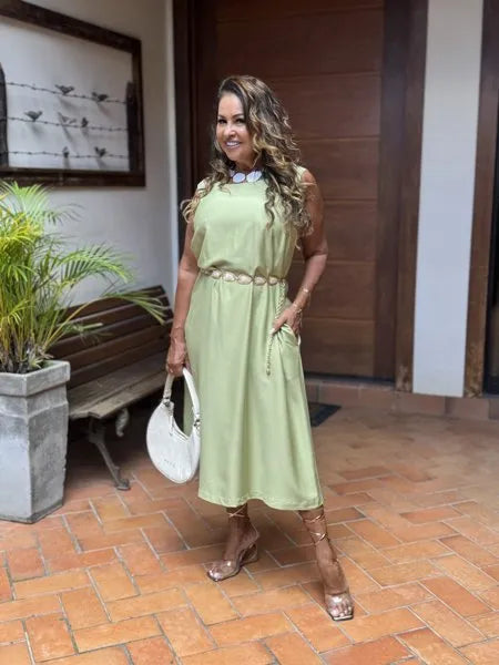 VESTIDO MIDI LISO
VERDE OLIVA