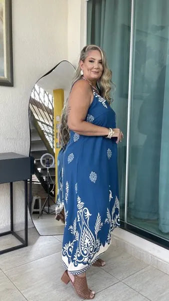 VESTIDO ALÇA MIDI PLUS
AZUL MARINHO