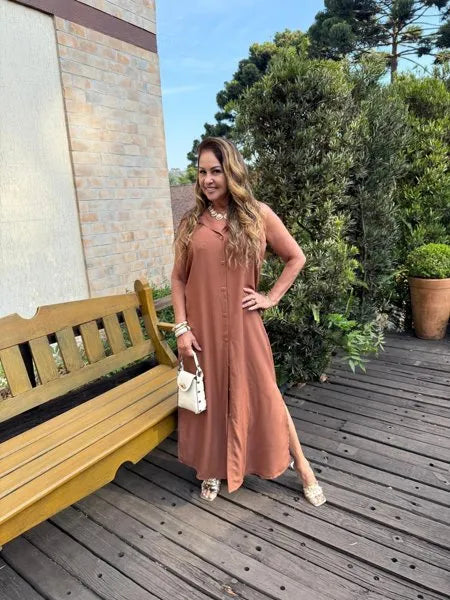 CHEMISE SEM MANGA LISA
                                    MARROM