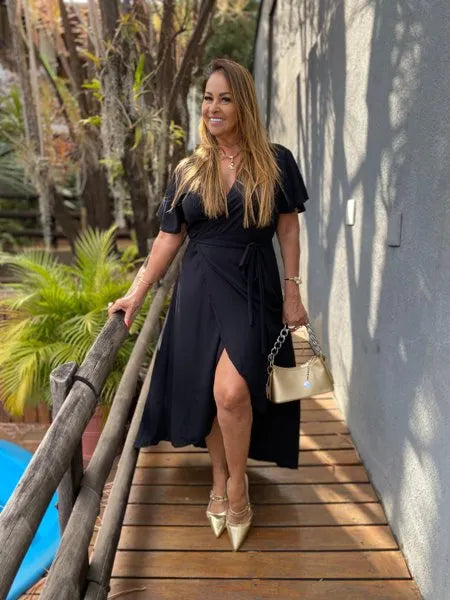 VESTIDO ENVELOPE LISO
                                    PRETO