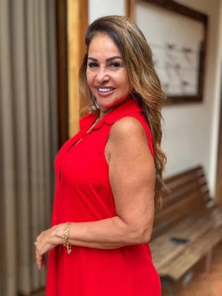 CHEMISE SEM MANGA LISA
                                    VERMELHA