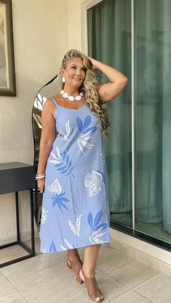 VESTIDO ALÇA MIDI PLUS
                                    AZUL CLARO